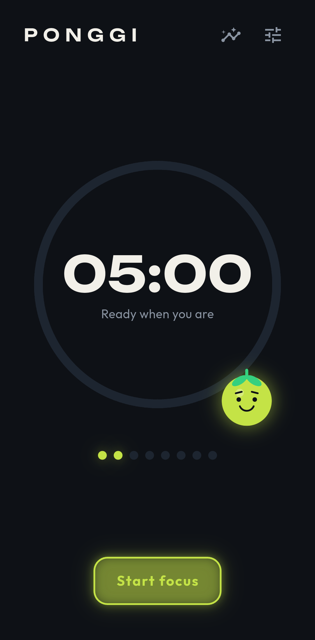Ponggi desktop app ready state showing the neon yellow circular timer at 05:00, Ponggi character mascot, and Start focus button.